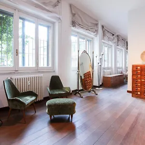 Apartment Lovely - Beautiful Loft With Terrace In Porta Romana, Mailand